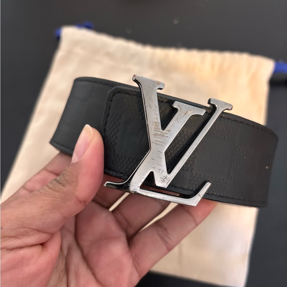 Louis Vuitton Rainbow Damier Belt with Silver Buckle
Reversible black - Picture 6 of 6